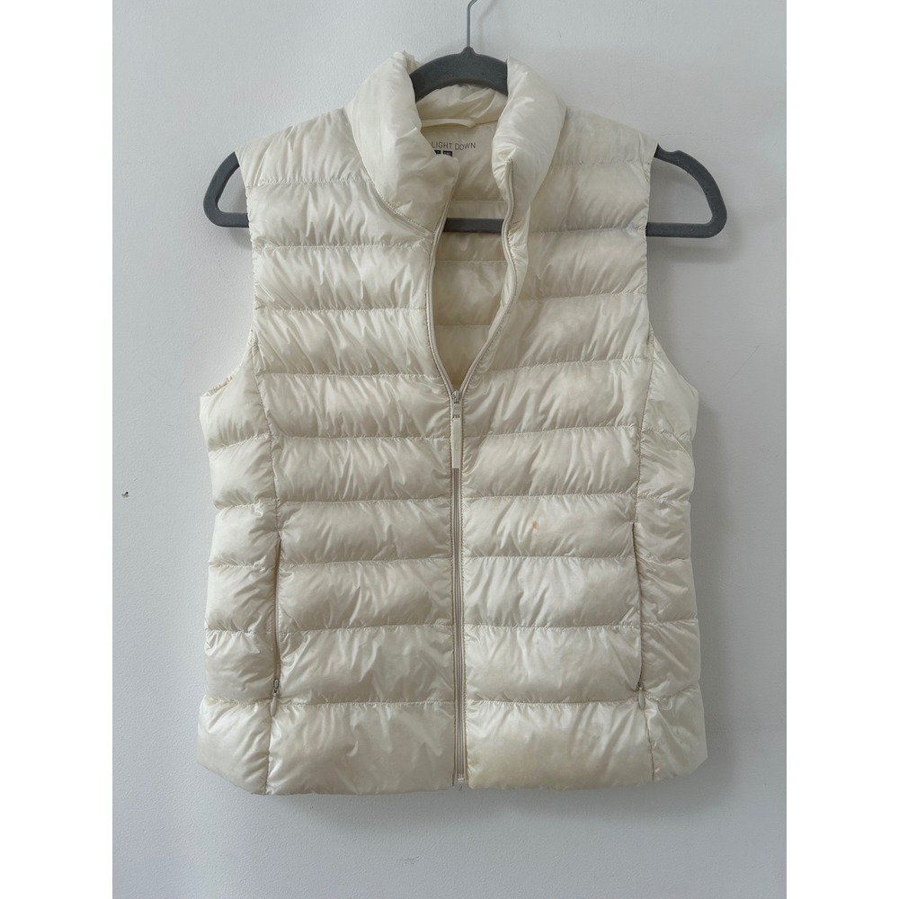 Uniqlo Ultra Light Down Vest Women Medium Cream Gorpcore Puffer Pouch